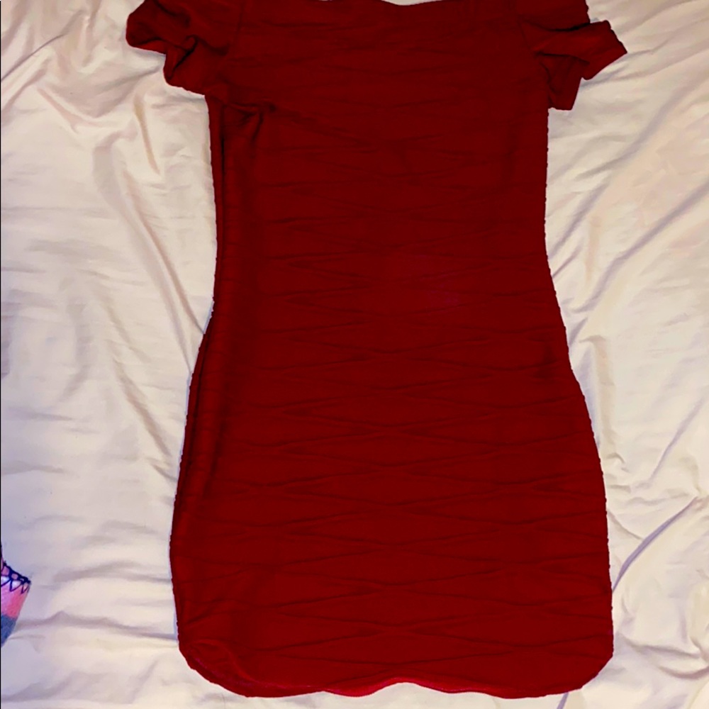 maroon bodycon